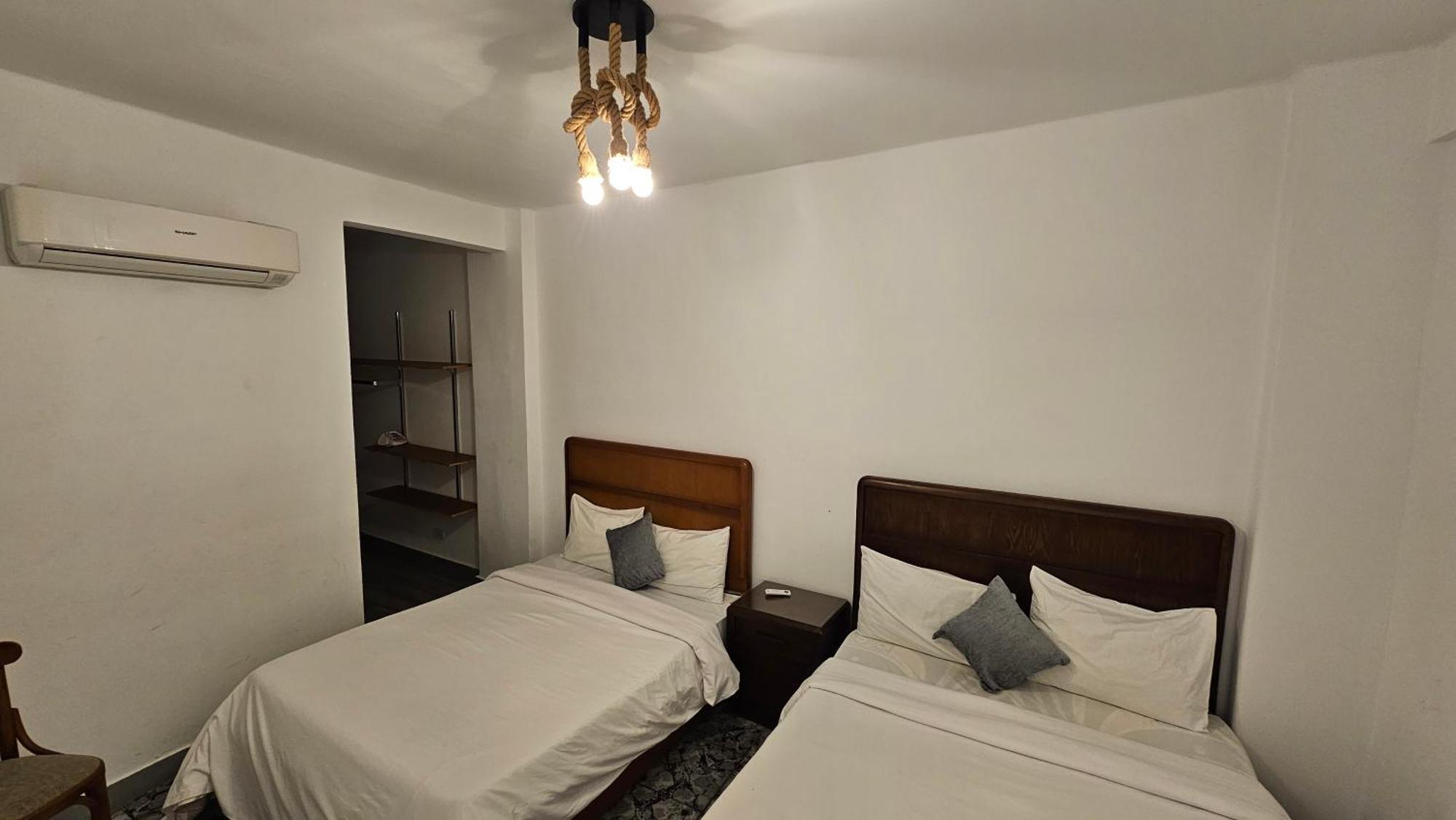 Alex Gate - Families Only Apartment
